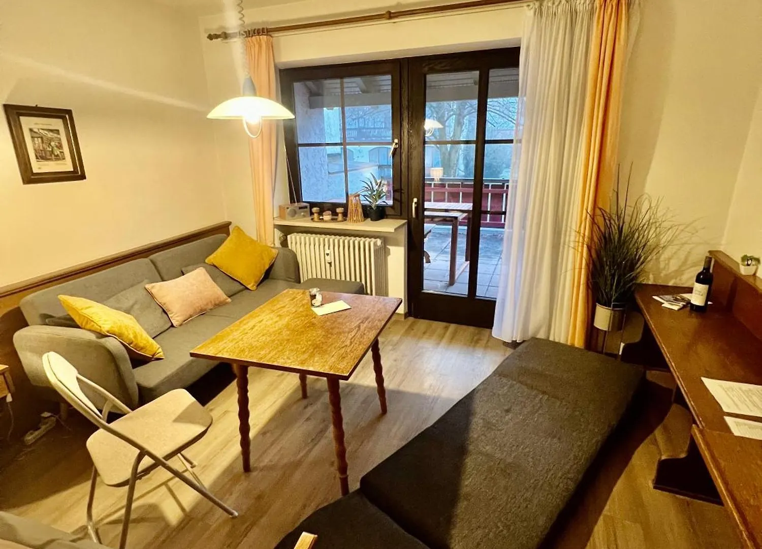 Fewo Mit Toller Dachterrasse & Bademantelgang Zur Wohlfuehltherme Im Neuen Stil Bad Griesbach  Apartment