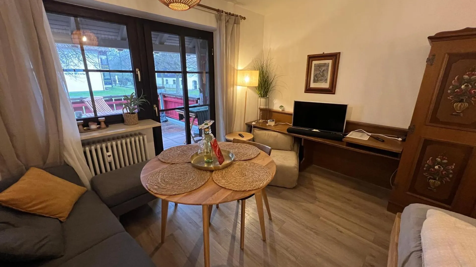 Fewo Mit Toller Dachterrasse & Bademantelgang Zur Wohlfuehltherme Im Neuen Stil Bad Griesbach  Apartment Bad Griesbach (Bavaria)