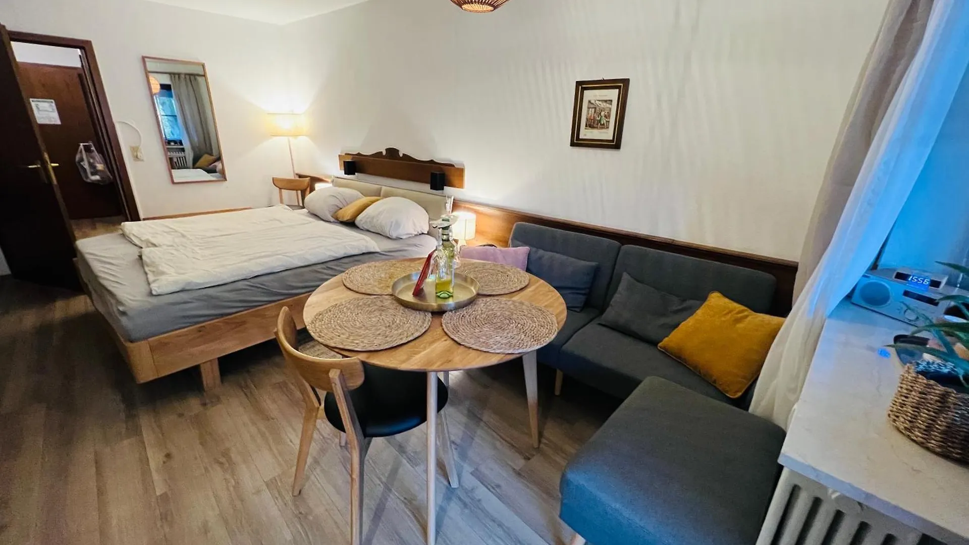 Fewo Mit Toller Dachterrasse & Bademantelgang Zur Wohlfuehltherme Im Neuen Stil Bad Griesbach  Germany